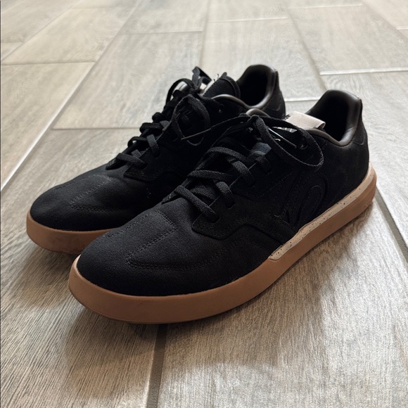 Five Ten 5 10 Adidas Sleuth Mountain Bike Shoes Casual MTB Black/White/Gum - Picture 7 of 14